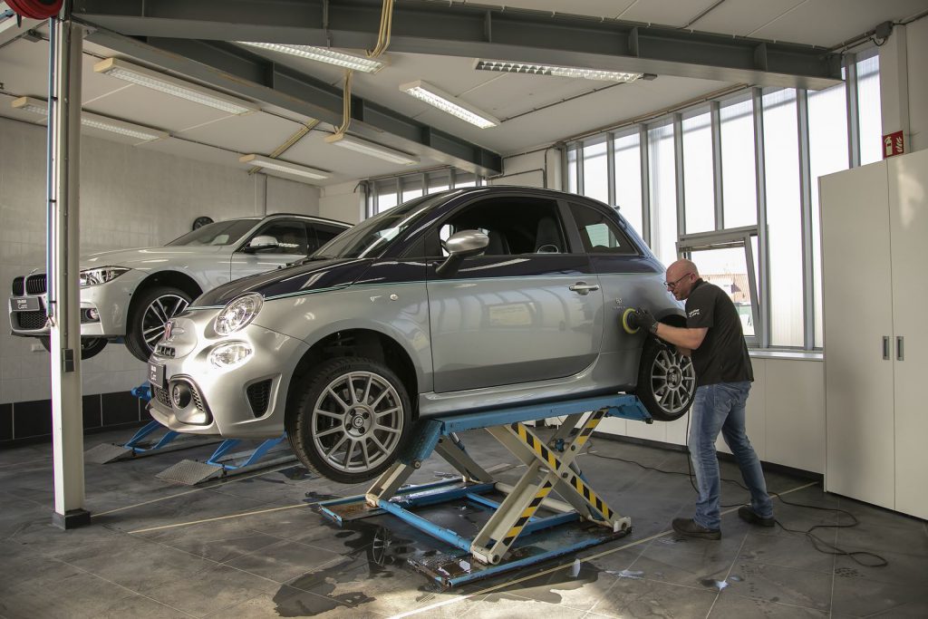 Polijsten en beschermen Fiat Abarth