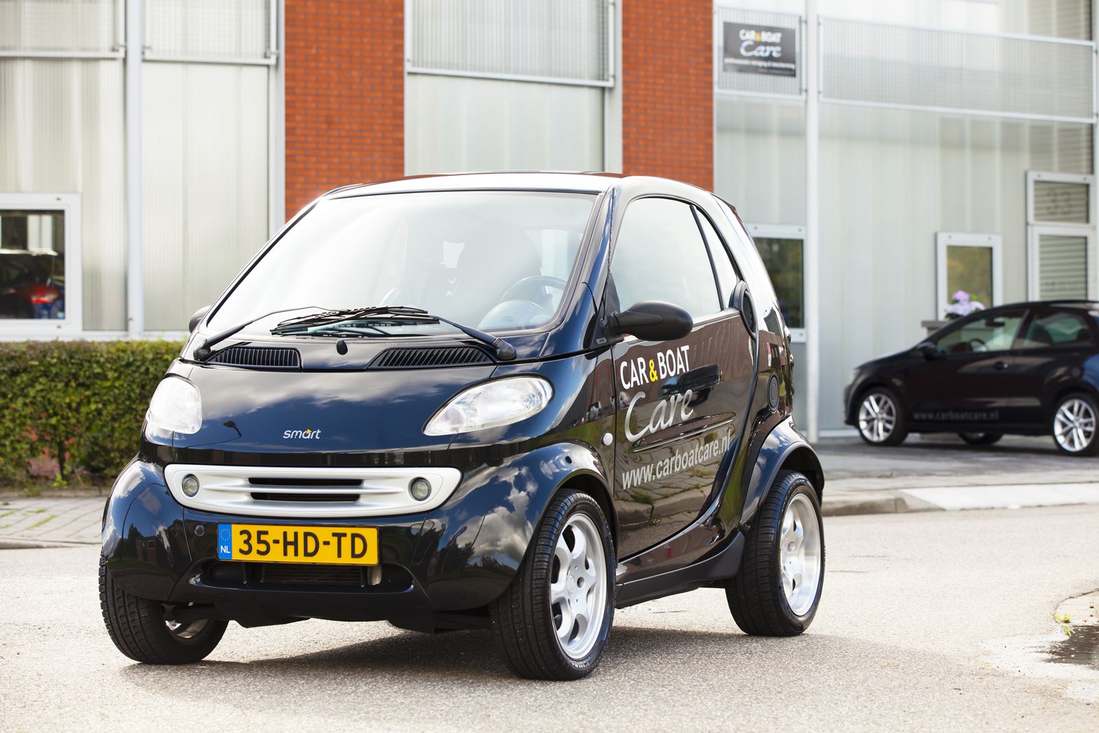 Autopoetsbedrijf specialist detailing Car & Boat Care Houten NL Contact