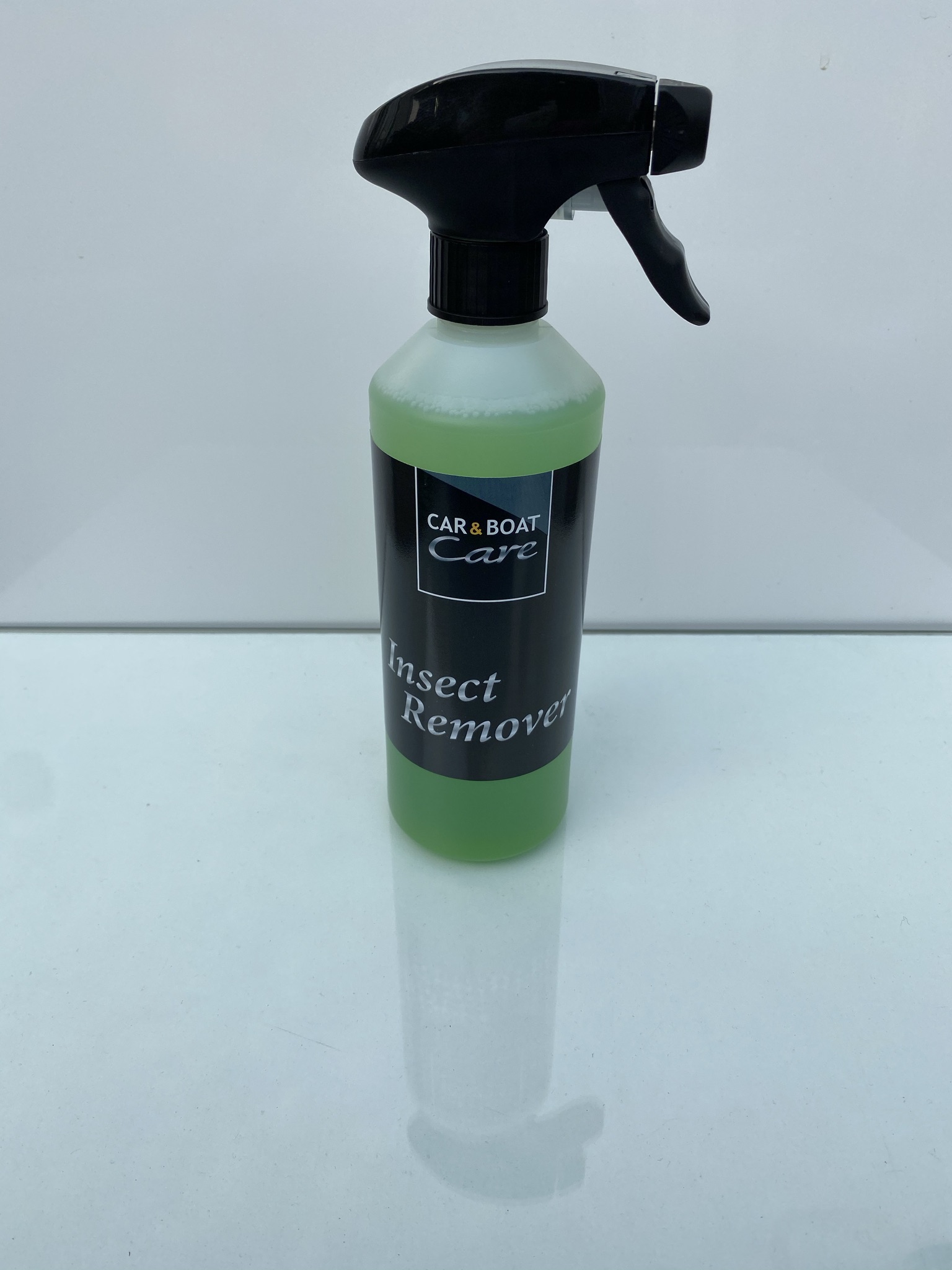 Lees meer over het artikel Insect remover 500ml Car & Boat Products