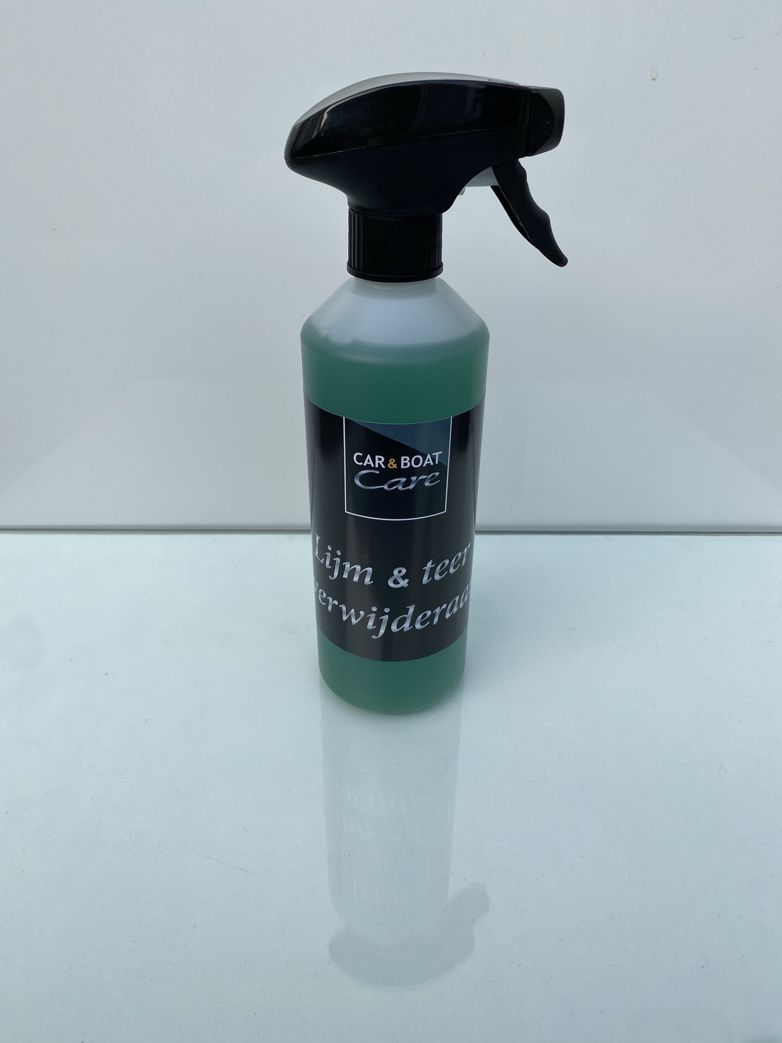 Lees meer over het artikel Lijm en teer verwijderaar 500 ml Car & Boat Products