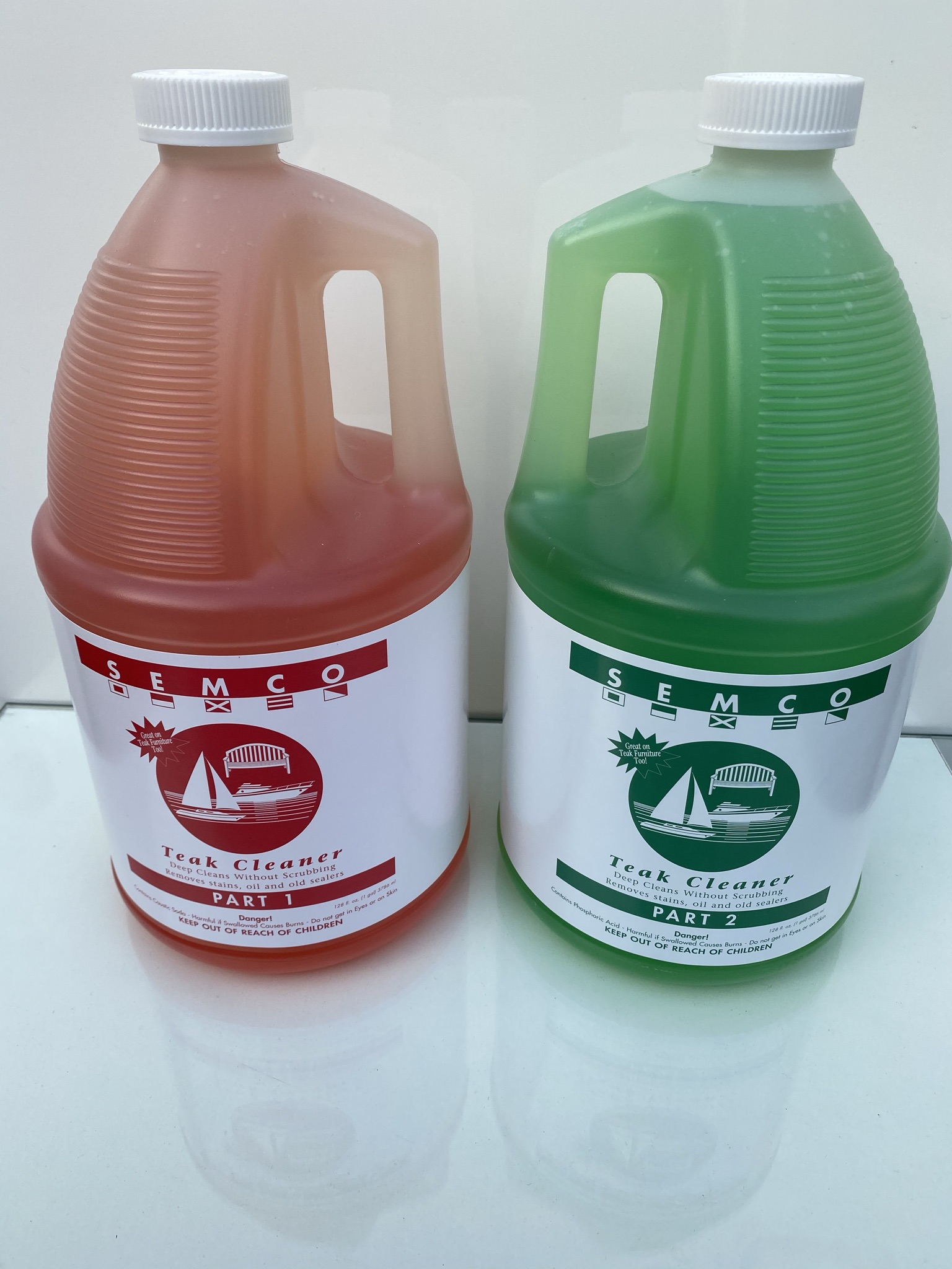 Lees meer over het artikel SEMCO Teak Cleaner set 3,789 liter GALLON Car & Boat Products