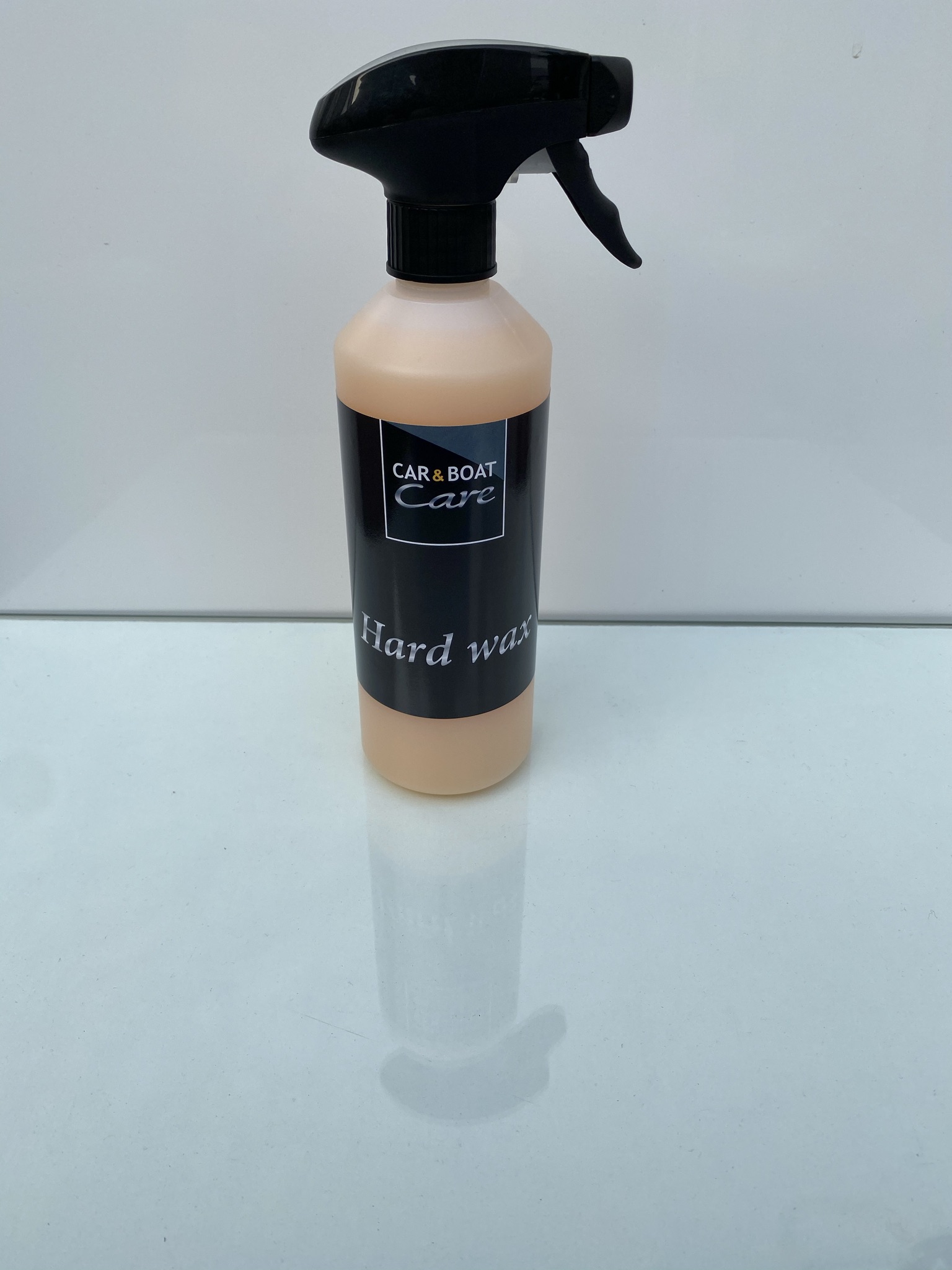 Lees meer over het artikel Car & Boat Products showroom shine 500 ml