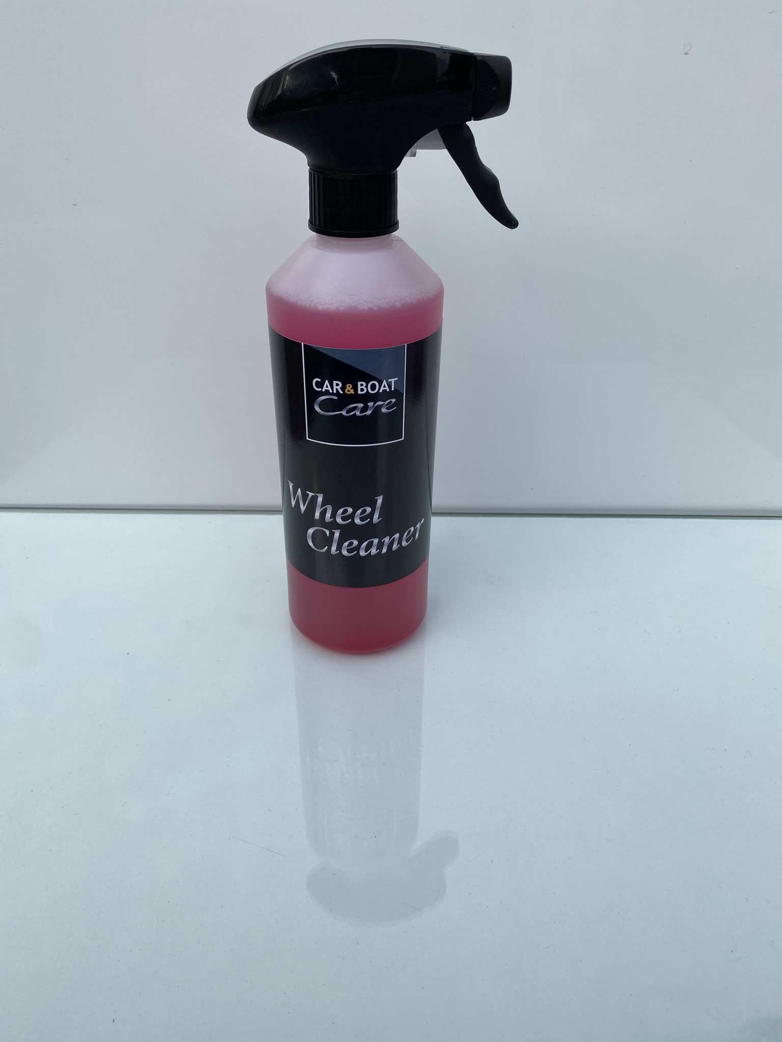 Lees meer over het artikel Velgenreiniger 500 ml Car & Boat Products