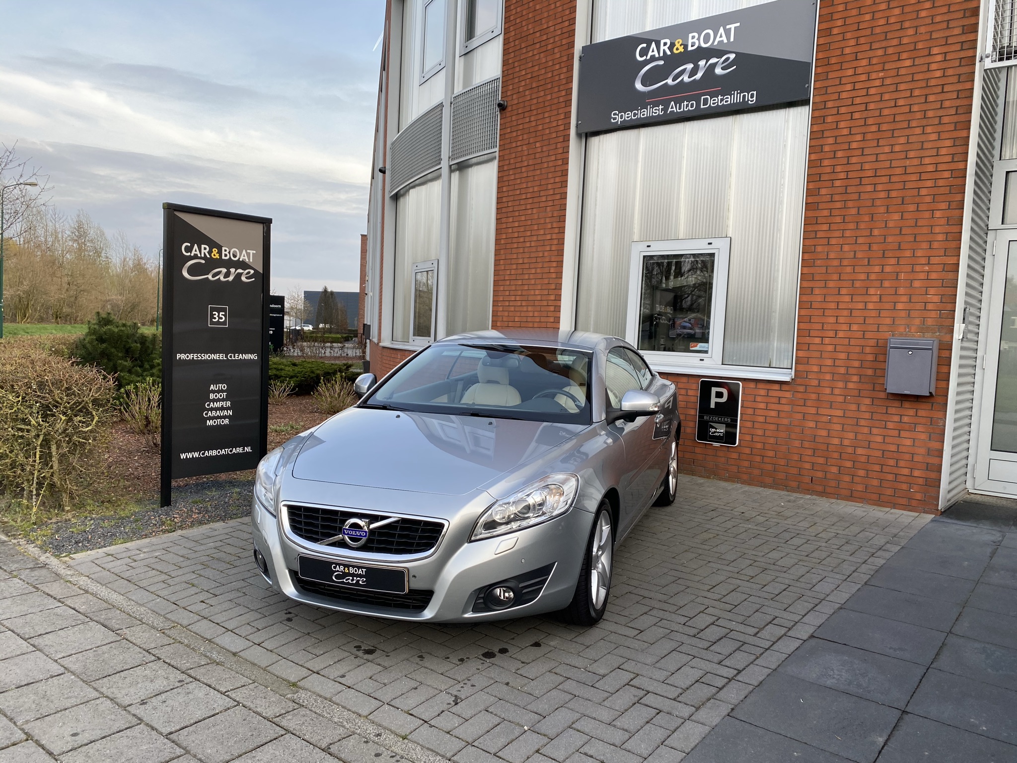 Volvo C70 Glascoating Silver detailing