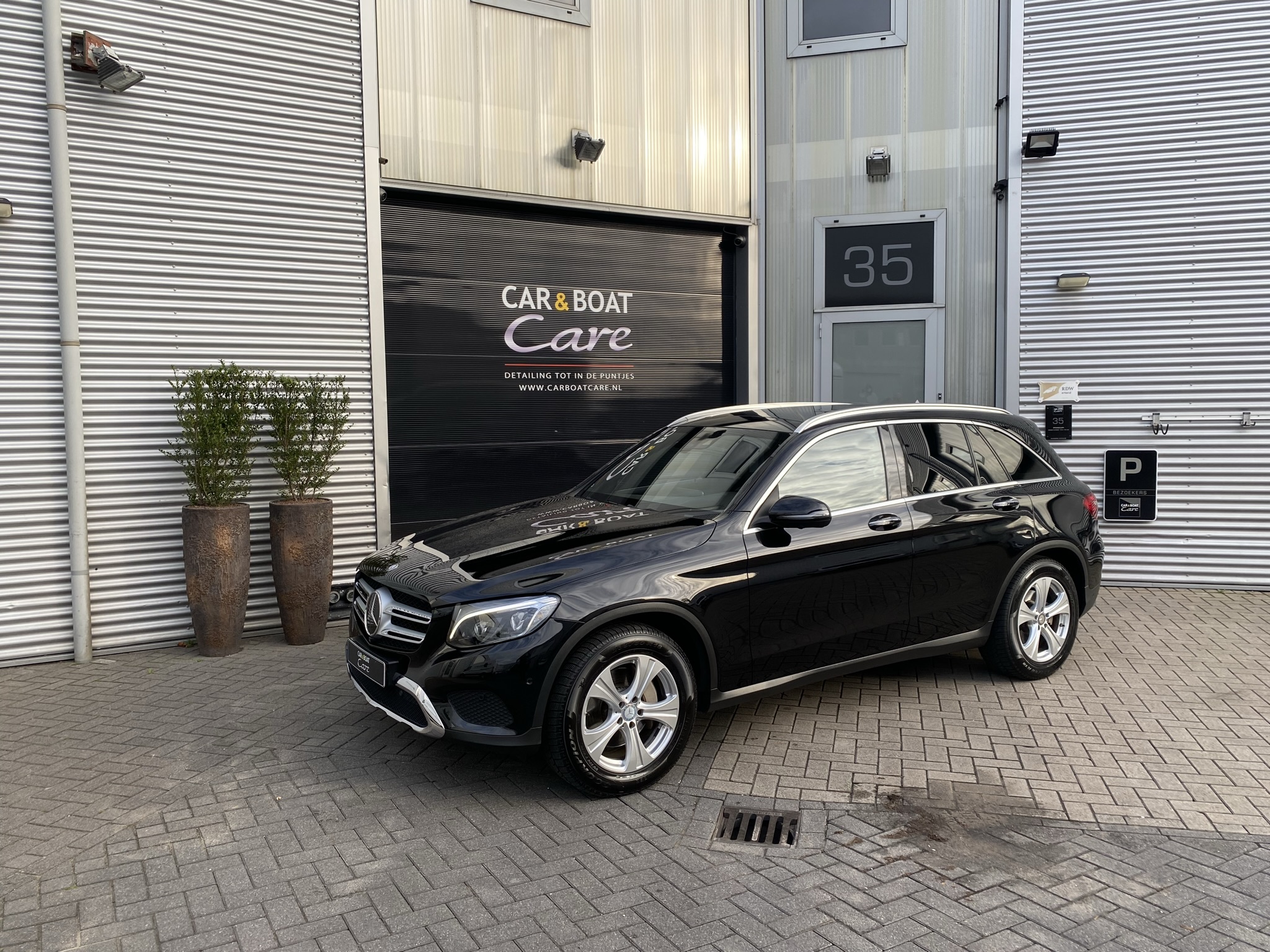 Mercedes GLC Glascoating Silver Car Detailing