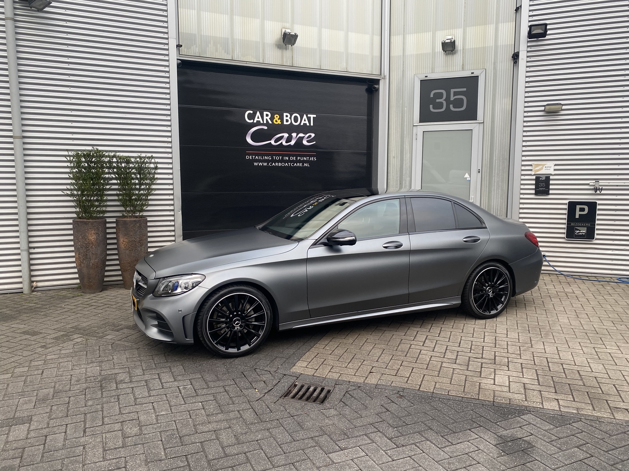 Mercedes C Mattlack Glascoating Gold Car Detailing