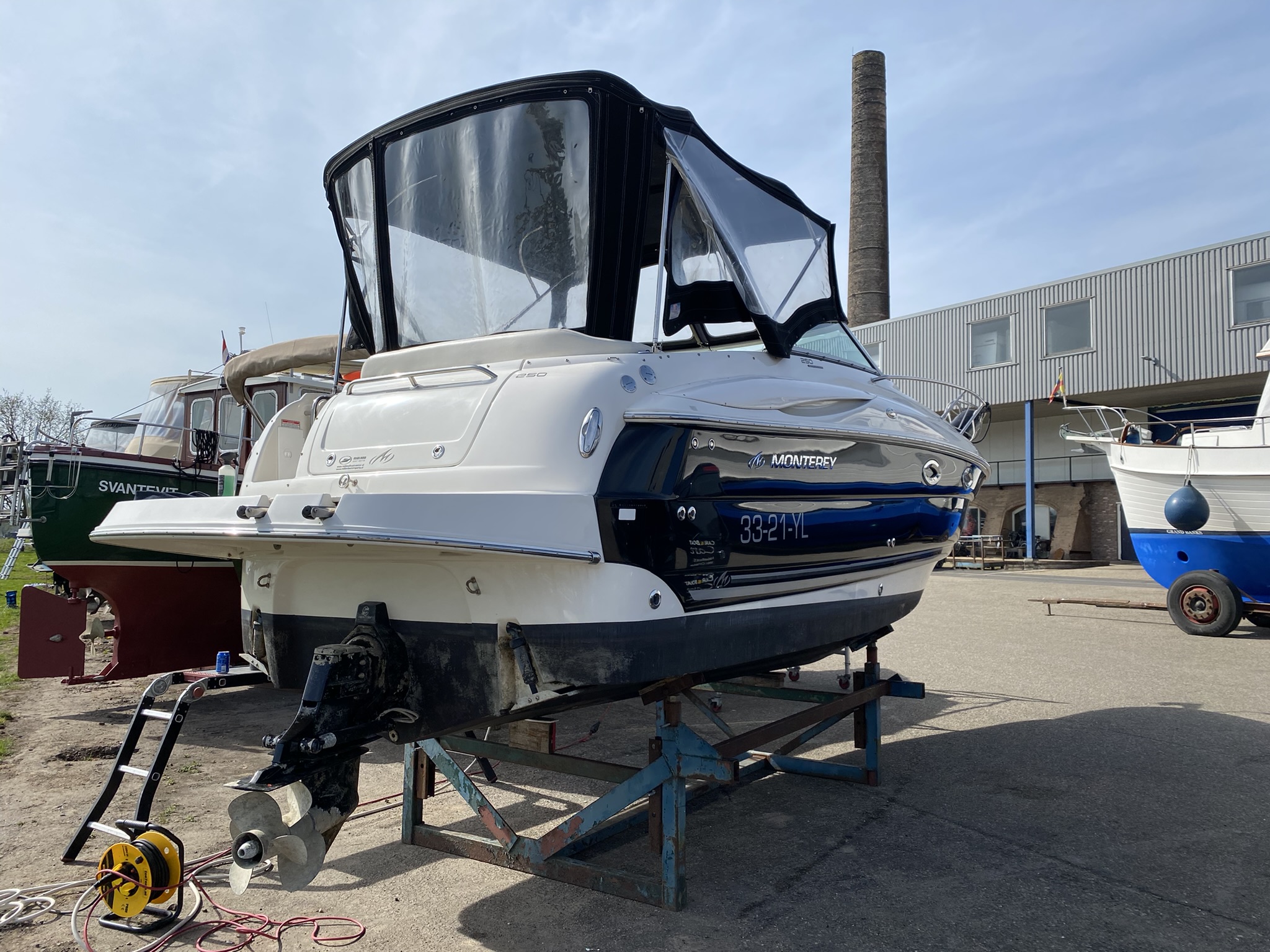 Monterey Speedboot Bronze Boot Detailing