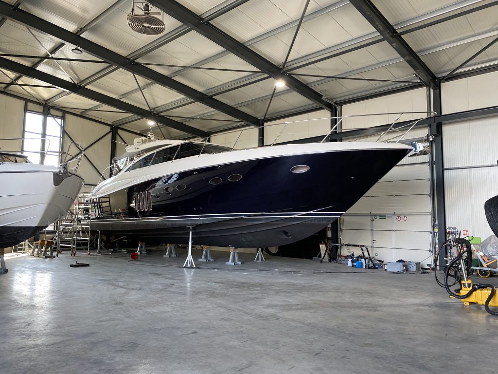 Princess62 Bronze Yacht Detailing